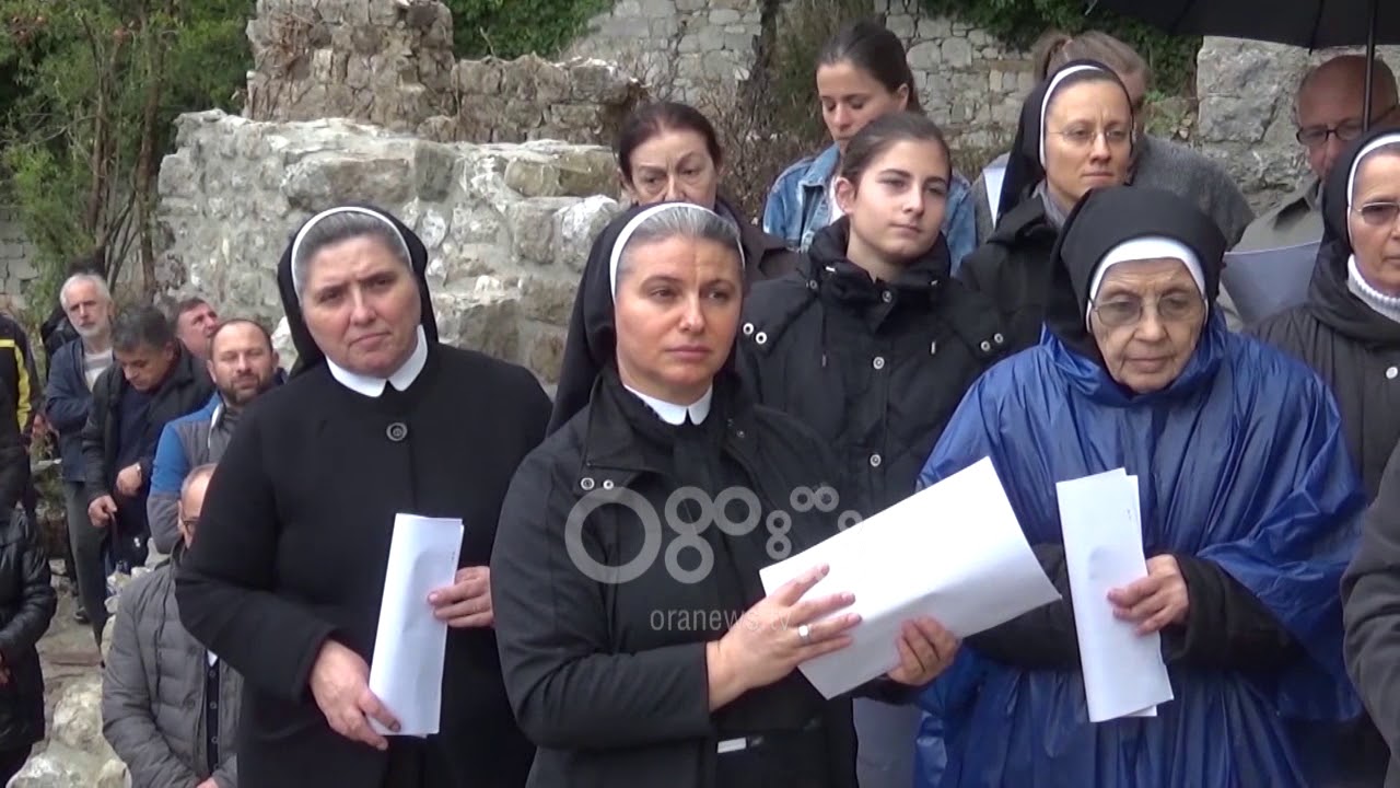 Ora News - Rind&euml;rtohet kisha e shek XII n&euml; Tivar, katolik&euml;t mesh&euml; pas 5 shekujsh