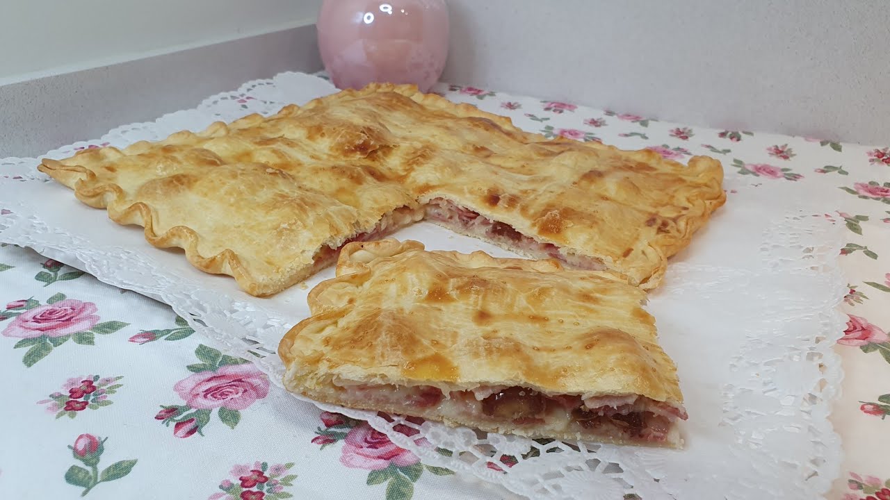 EMPANADA DE BACON Y DÁTILES. Aún no la has probado? #nuberosylila