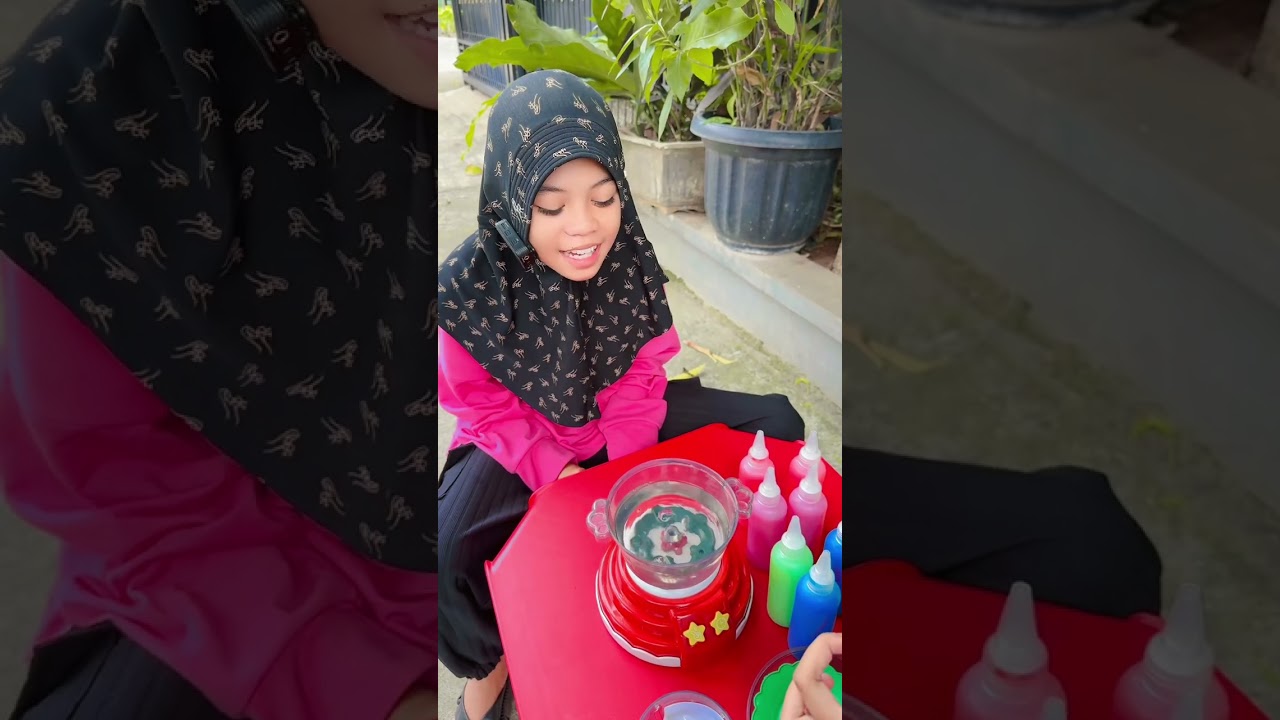 BUNDA DIJAH BAWAIN ALAT MASAK MIE - NAZWA AINUN DAN TEMAN TEMAN MAIN JUALAN MIE REBUS