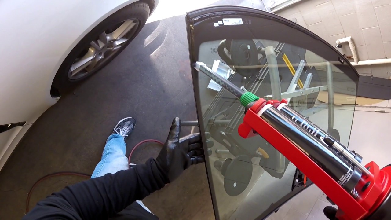 NEW 2017/18 Porsche panamera windshield replacement