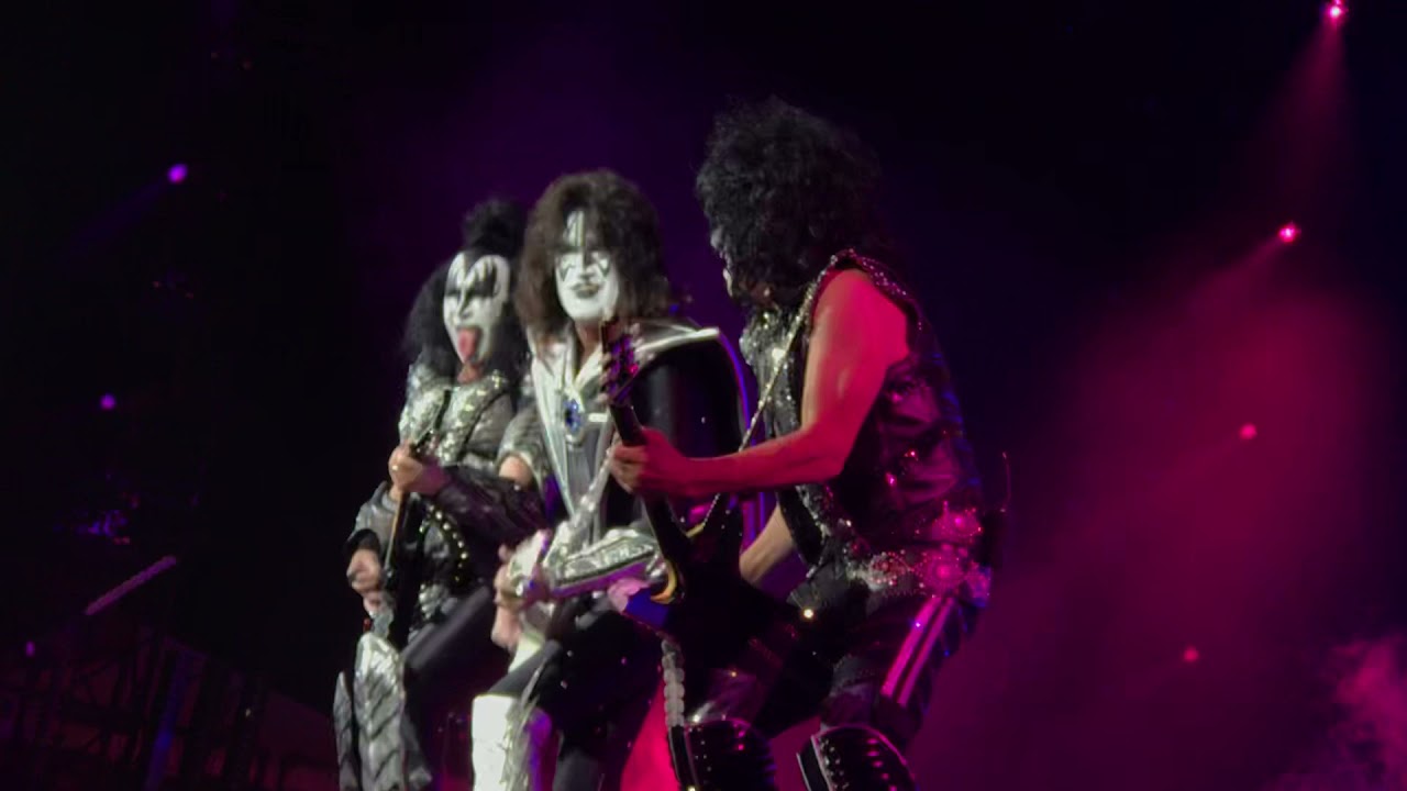 KISS performs Detroit Rock City at The TriBeCa Film Festival