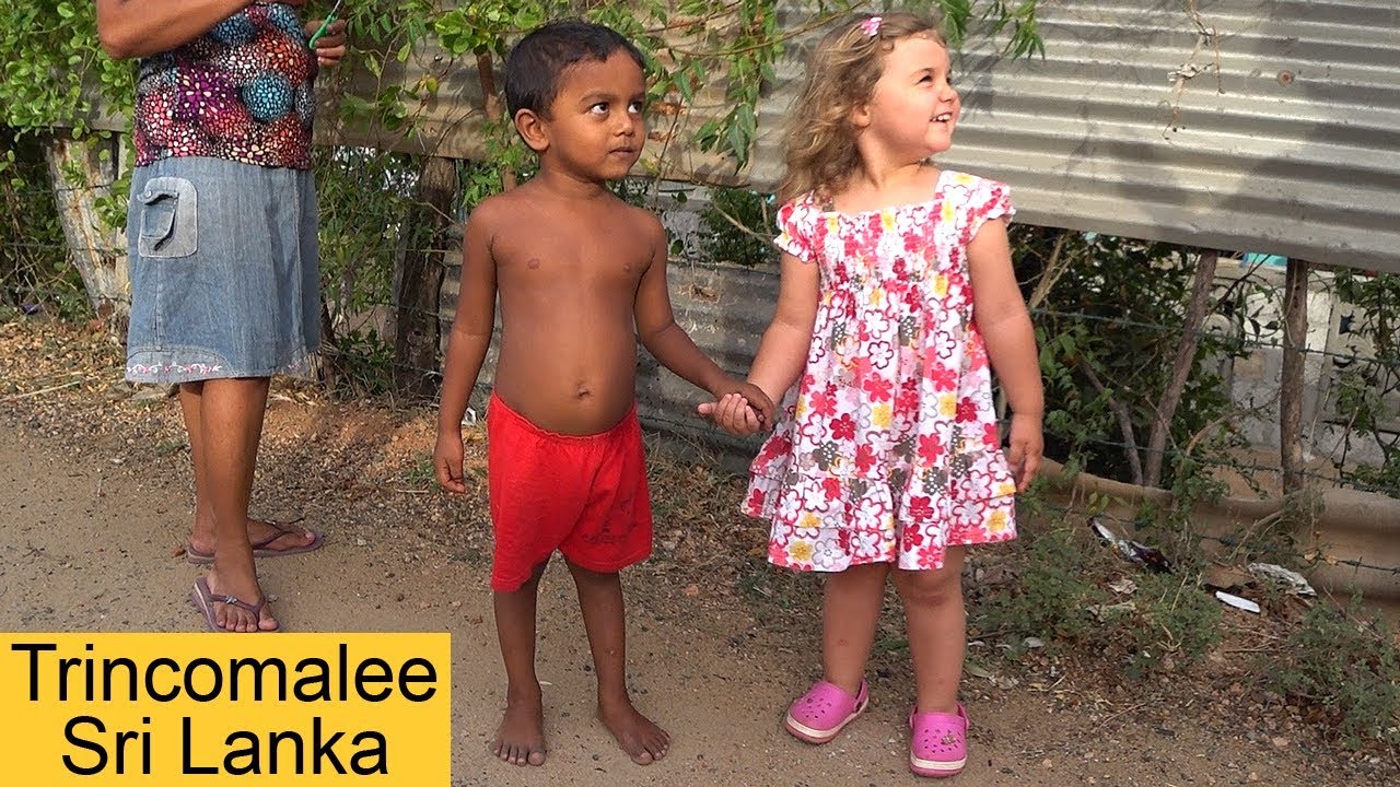 Chatting with Locals in Trincomalee Sri Lanka