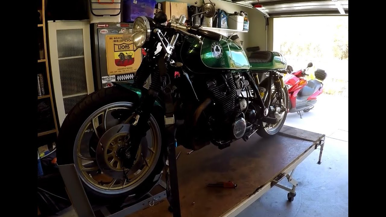 Yamaha XS1100 Cafe Racer Project - Episode 26 - Fitting the Acewell Speedo Proximity Switch