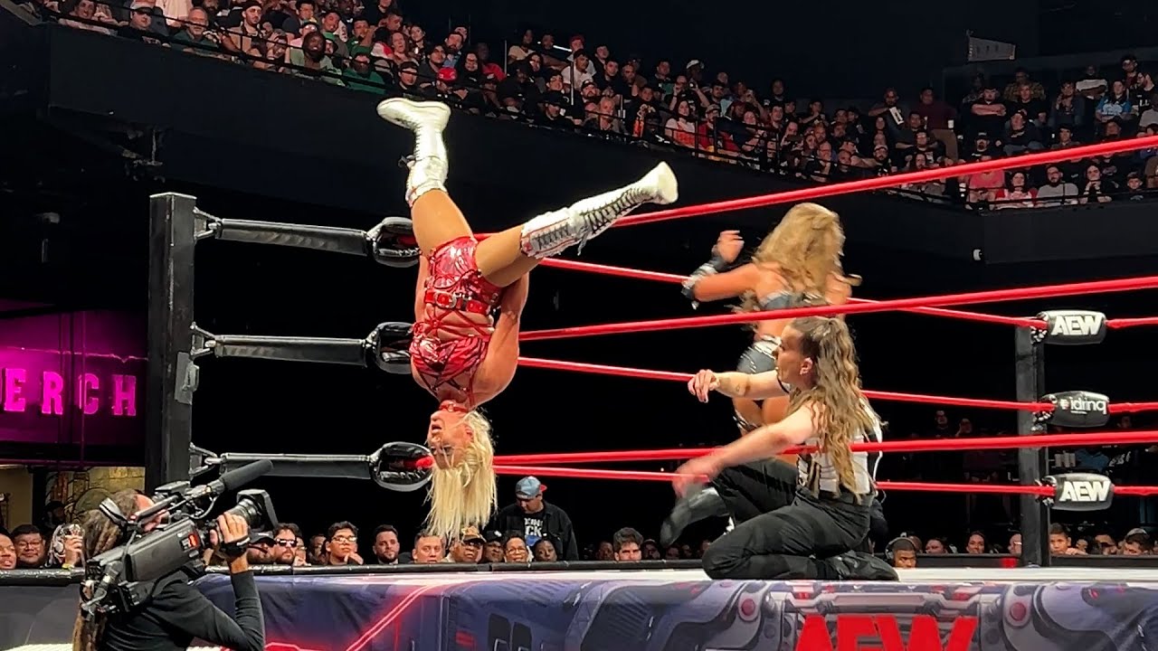 Fancam: Harley Cameron vs Thekla AEW Collision 11.8.25