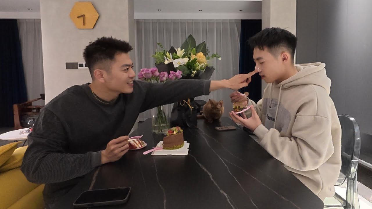 在情人節和生日給男友驚喜丨甜蜜互動❤️丨🌈夫夫潘潘和大發 Cute Gay Couple [SUB]
