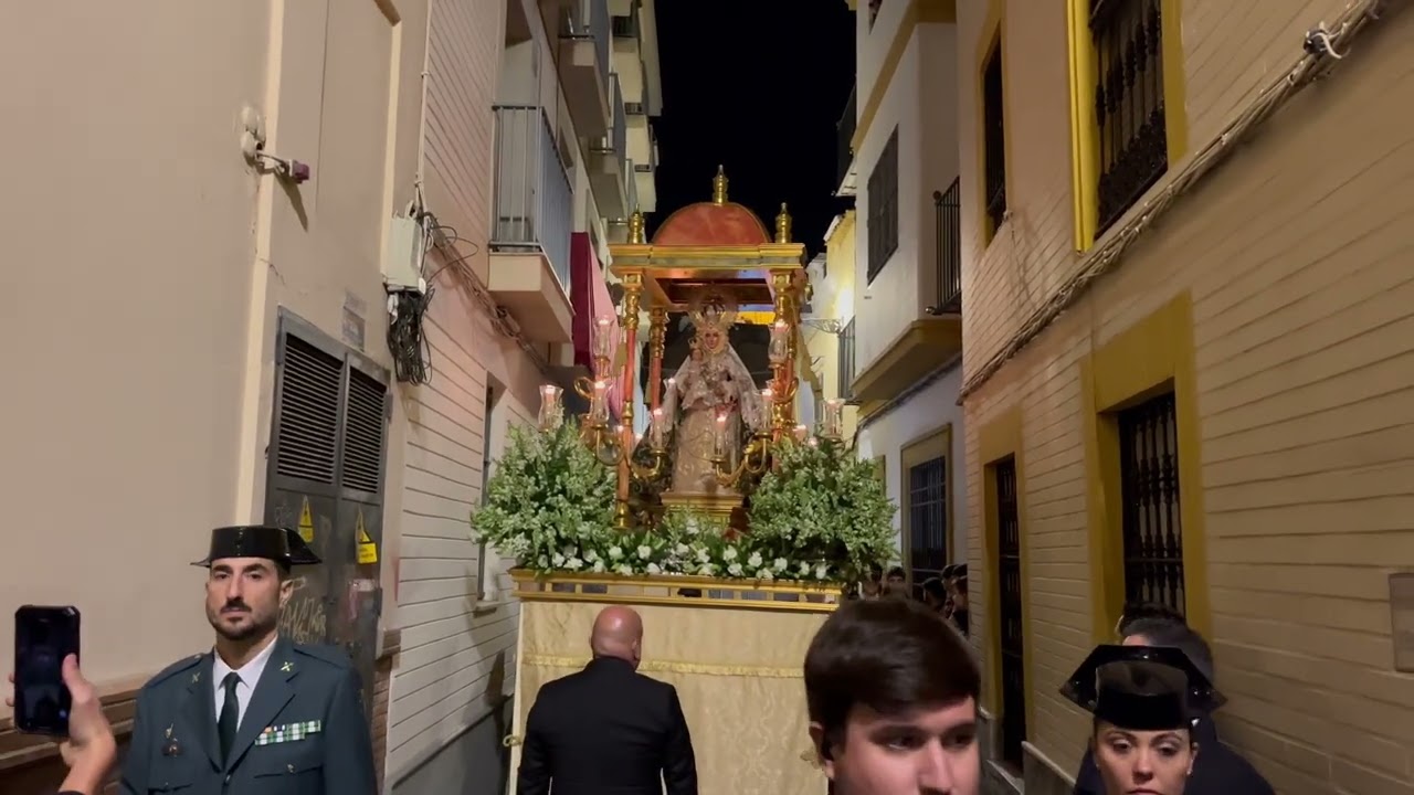 “Pasan los Campanilleros” | Virgen del Mar (Sevilla) | Glorias 2025