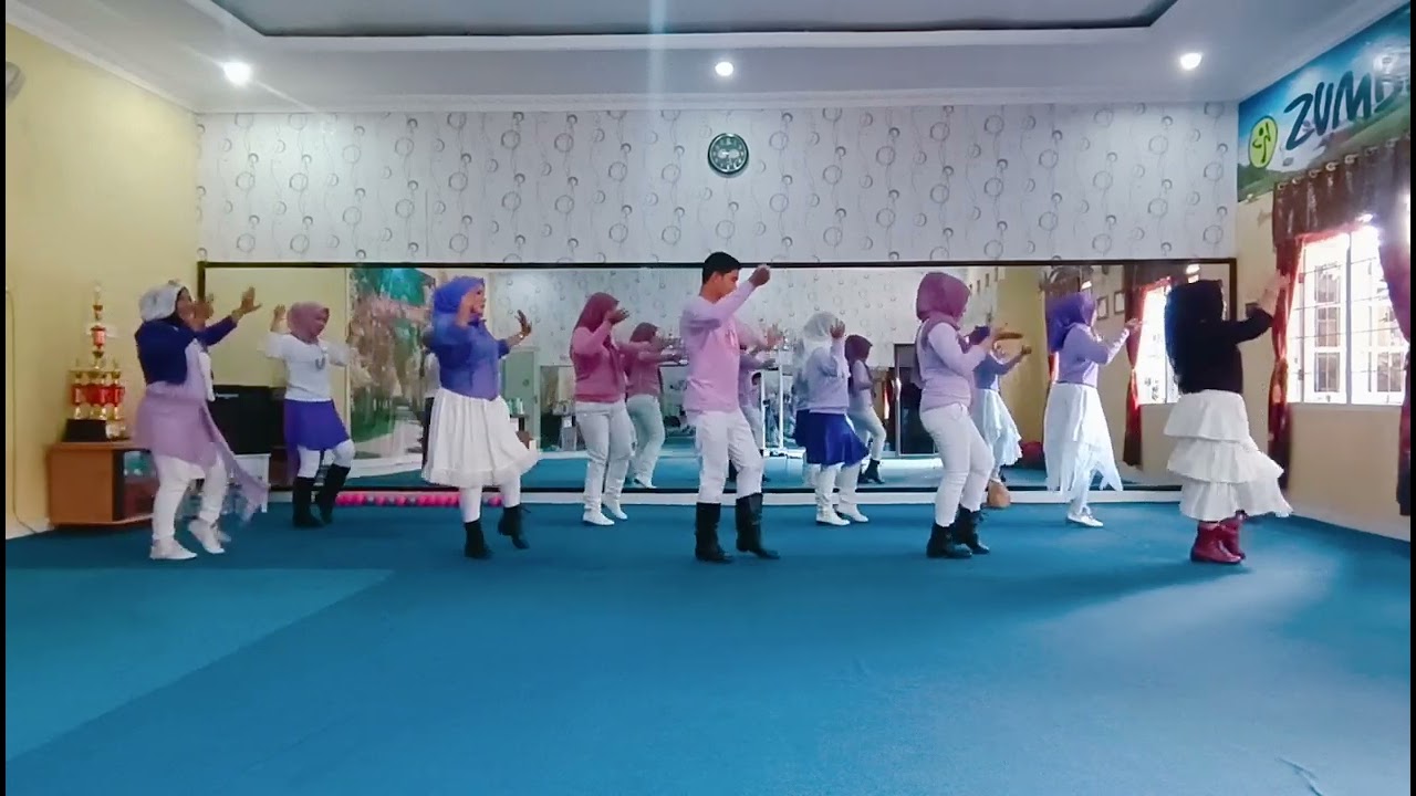Cemburu Mantanmu - Line Dance / Demo by Sanggar Ana Medy Palembang