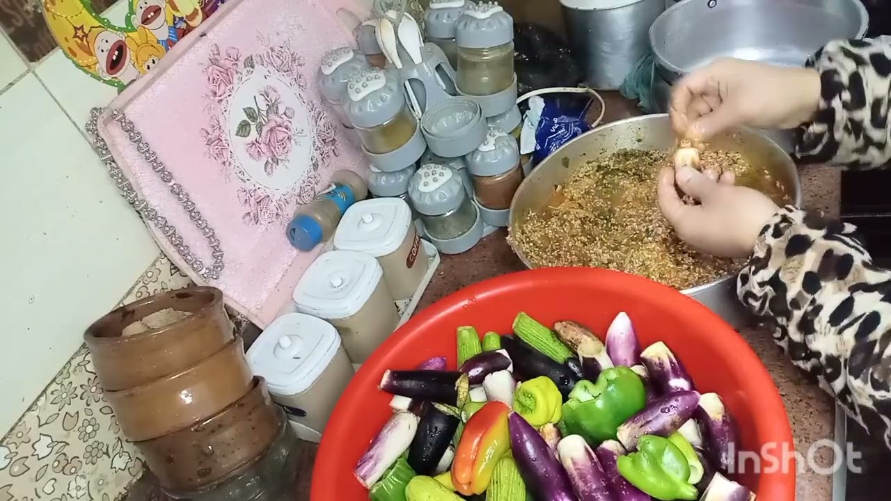 عملت النهارده عزومة الغاليين حمايا وحماتي وشرفت جوزى قدام اهله