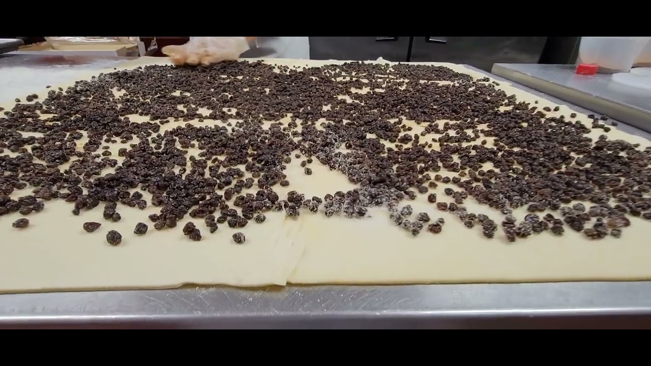 Making Currant Roll (eggless)🇹🇹 style