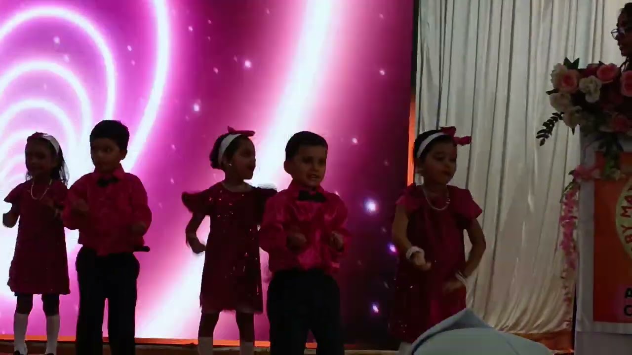 Mansi barbie girls dance 💃 at annual day