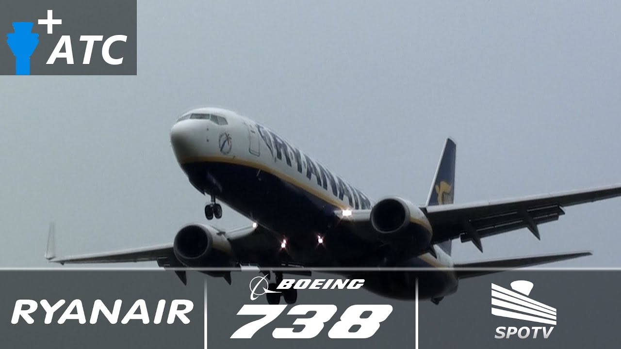 CGN (*ATC) RWY24 - FIGHT THE WINDS - Ryanair Boeing 737-800 Landing RWY 24 Full HD