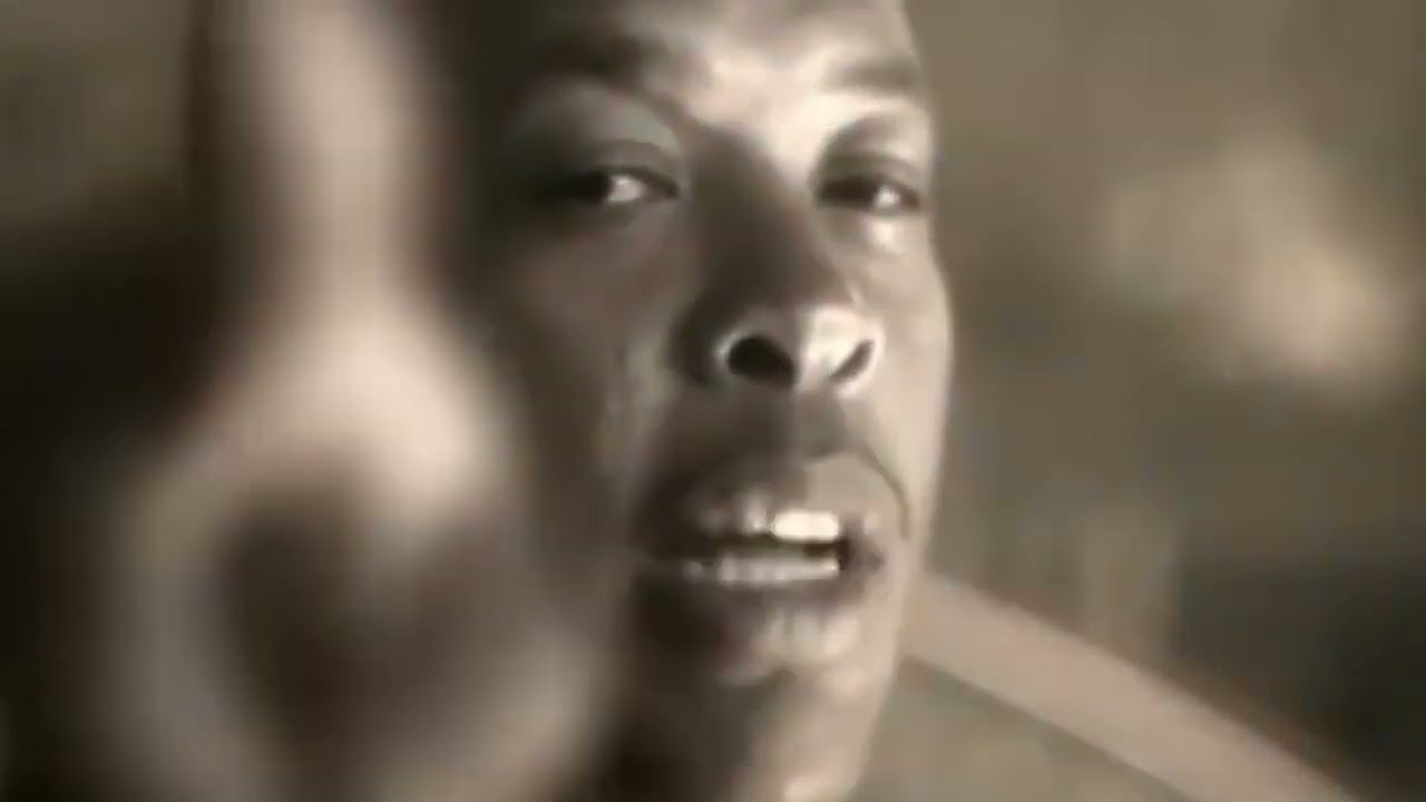 Dr Dre, Eminem & Obie Trice - Hits the Fan {Ja Rule Diss} (Official Video)
