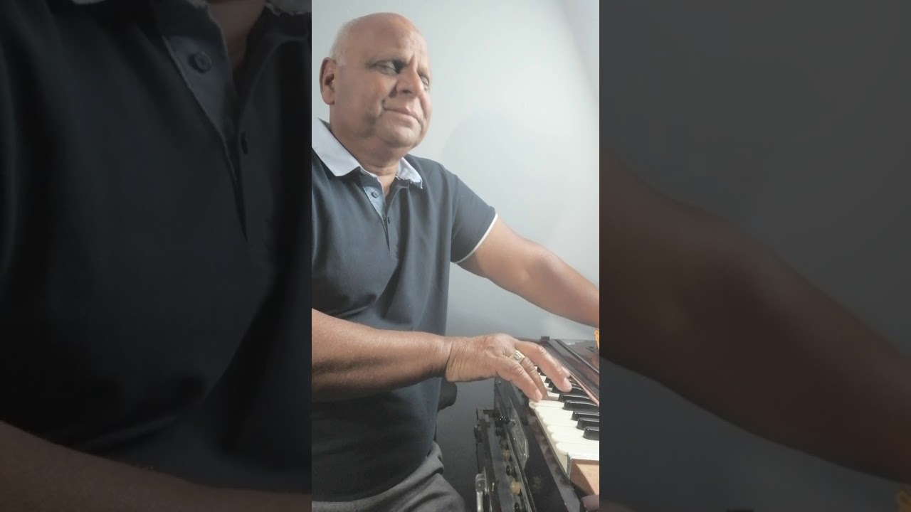 Mohd Rafi - Yehi Armaan Lekar Aaj  Apne Ghar Se Hum Nikle. (cover)