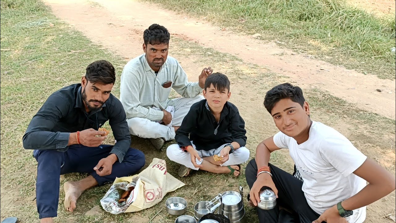 22 बीघा खेत की सरसों की बुबाई में की जंगल में कचौड़ी समोसा पार्टी 🥳🎉🥳🥳🎉
