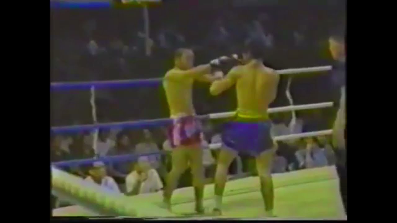 Hippy Singmanee vs 
