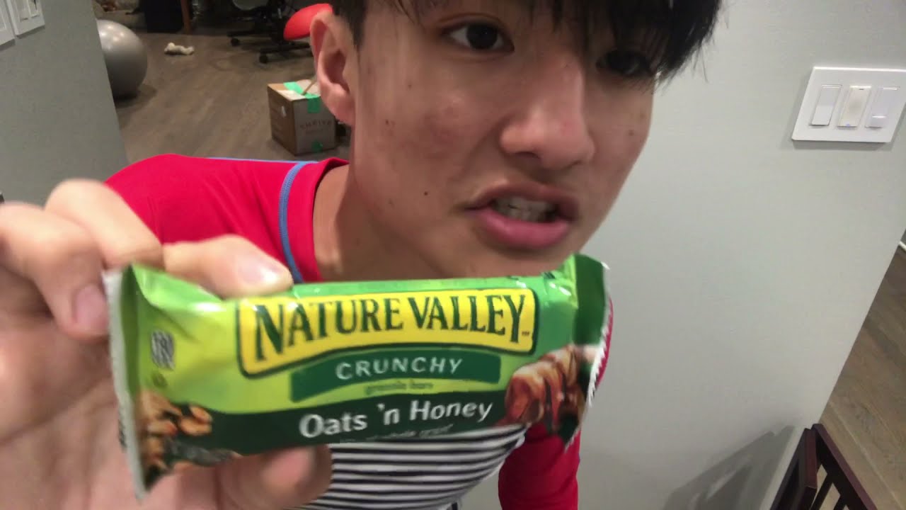 Opening a nature valley granola bar without crumbs falling