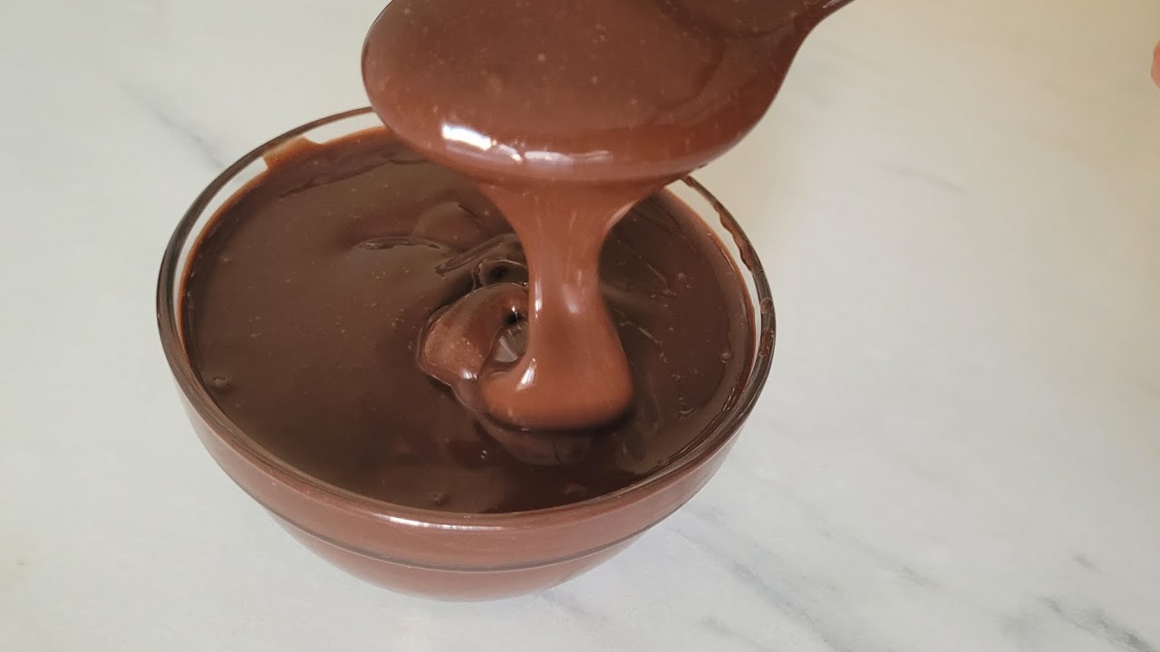 Unsuz Nişastasız Pişirmeden Yapılan Harika Bir Çikolata Sos