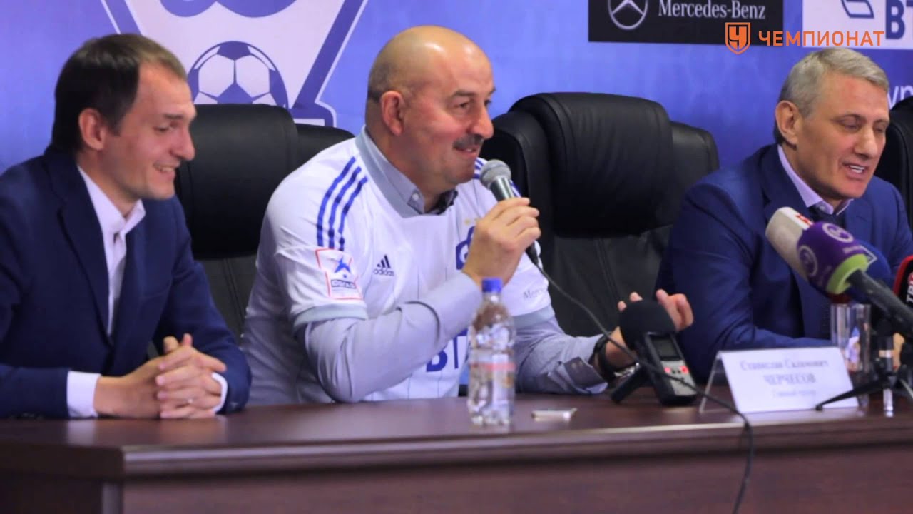 Черчесов: нельзя за секунду стать динамовцем