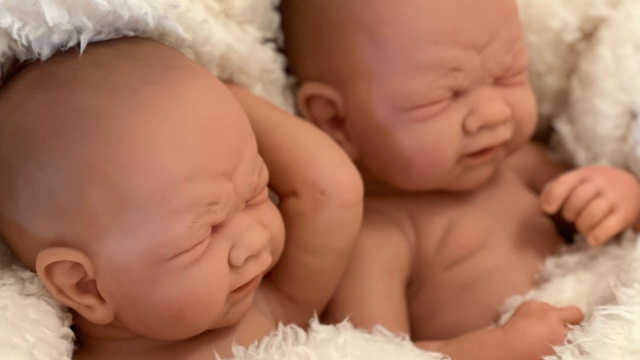 Распаковка коробки! Реалистичные куклы-младенцы La Newborn: девочка и мальчик, плачущие от умилен...