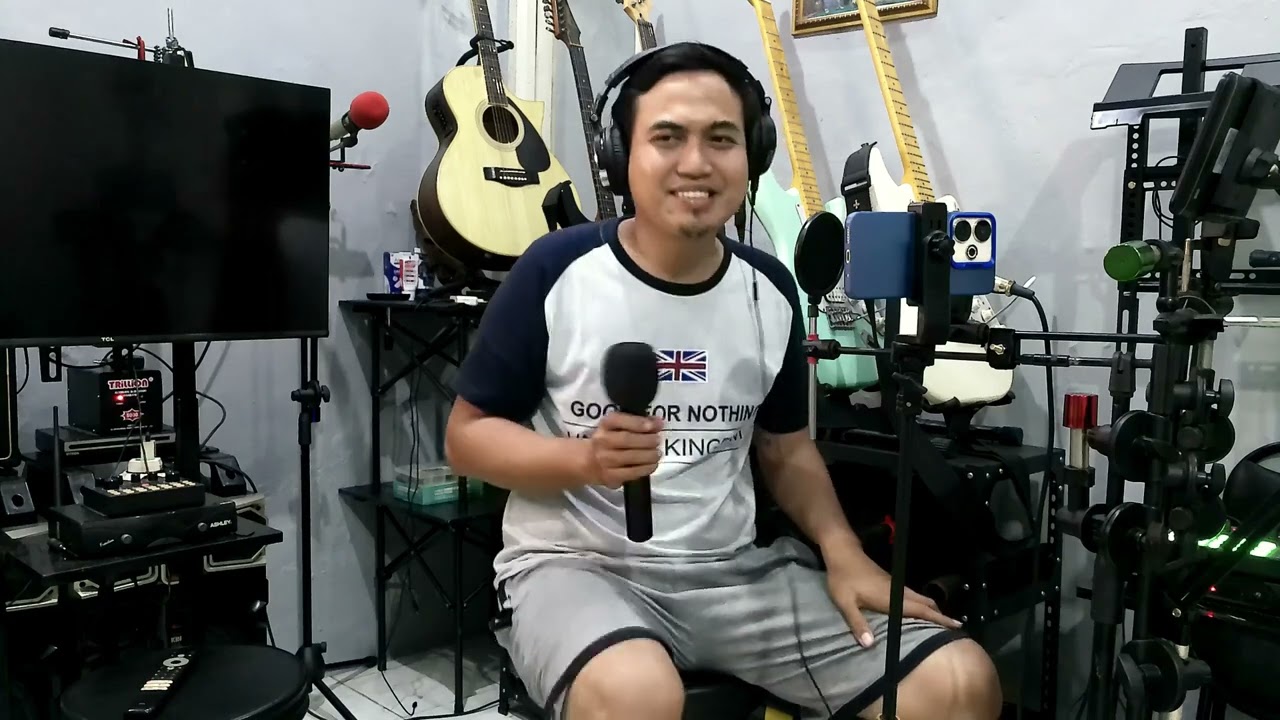 Masih disini masih denganmu - Rezza M Cover lagu