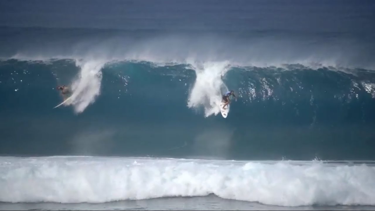 A Day At Banzai Pipeline