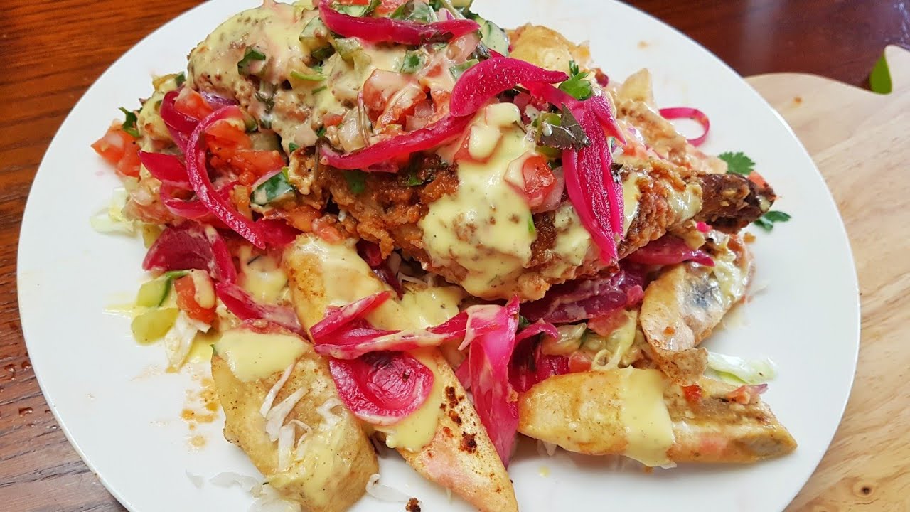 Pollo con tajadas(pollo chuco) plato tipico Hondureño 🇭🇳sazonlatinocon Lizz