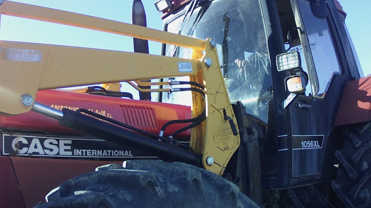 Acople pala Tenías B2 en Case IH 1056 XL