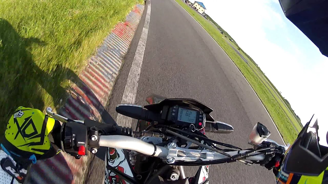 GoPro Supermoto Pannonia Ring 5.4.2012 - Aprilia SXV 450
