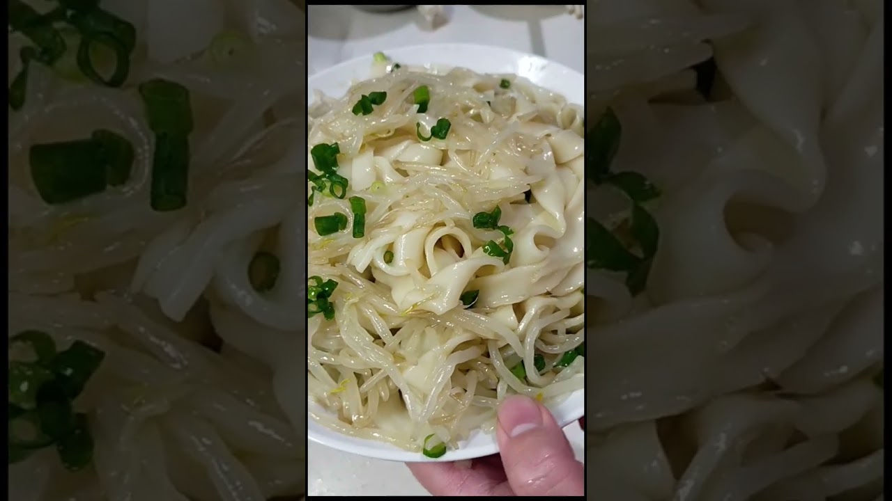 冷麺とポテトサラダ