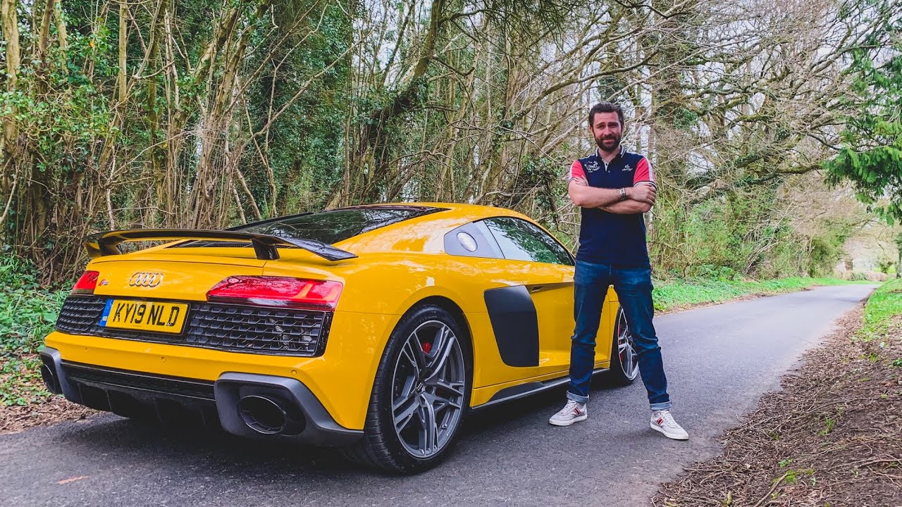 NEW Audi R8 V10 Performance 2019 First Drive Review!