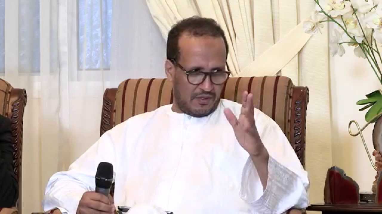 أسمار وأفكار - كتاب المثقفون في الحضارة العربية محنة ابن حنبل ونكبة ابن رشد لمحمد عابد الجابري