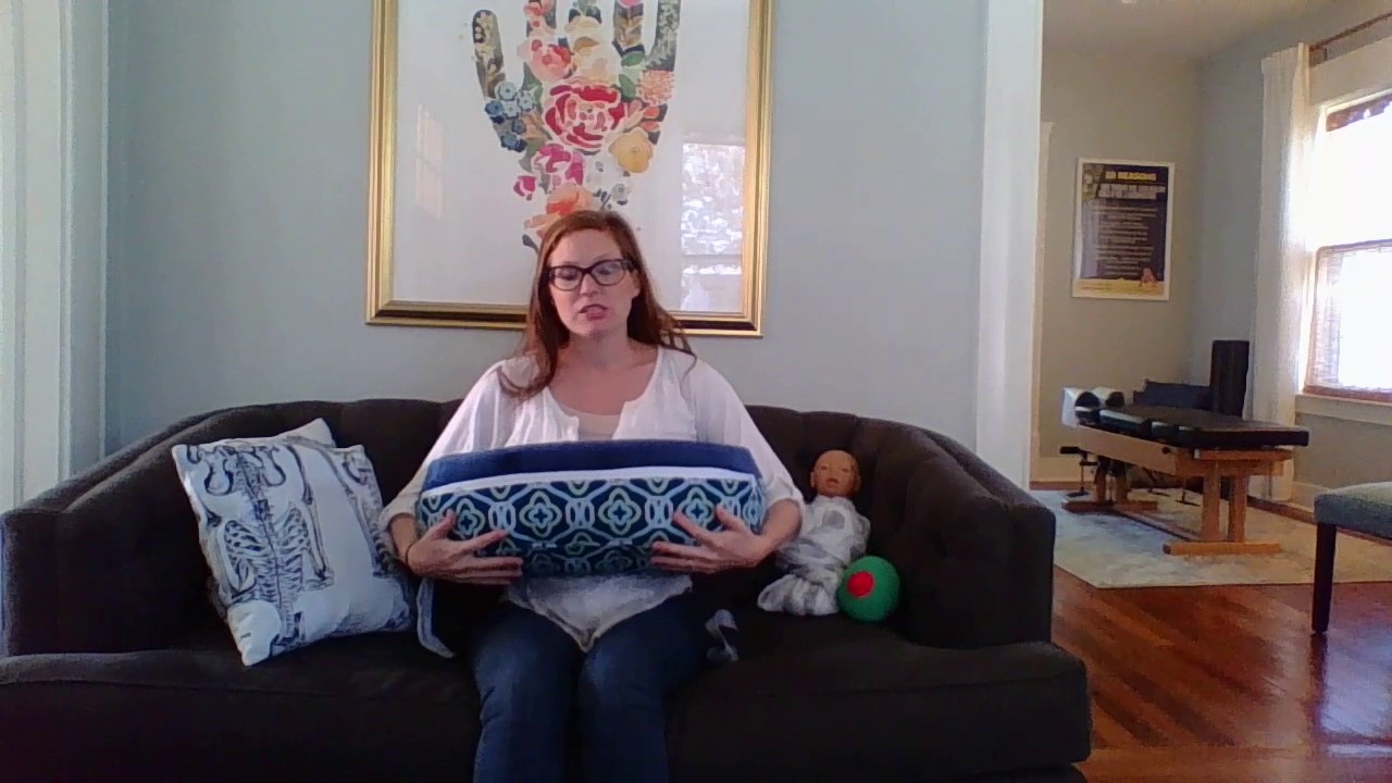 How to Use a Breastfeeding Pillow