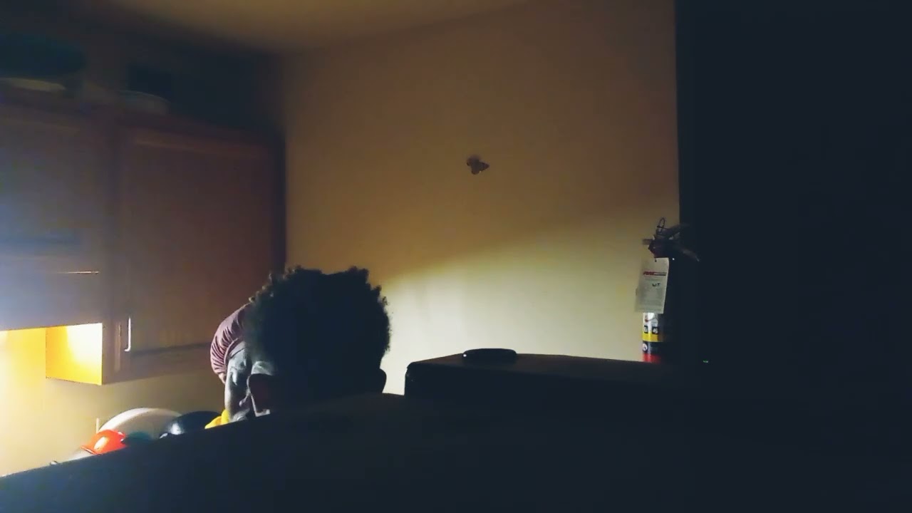 missing my ex prank on my bf............pranked failed but hilarious @$f😂😂😂🤦🏾💯😒