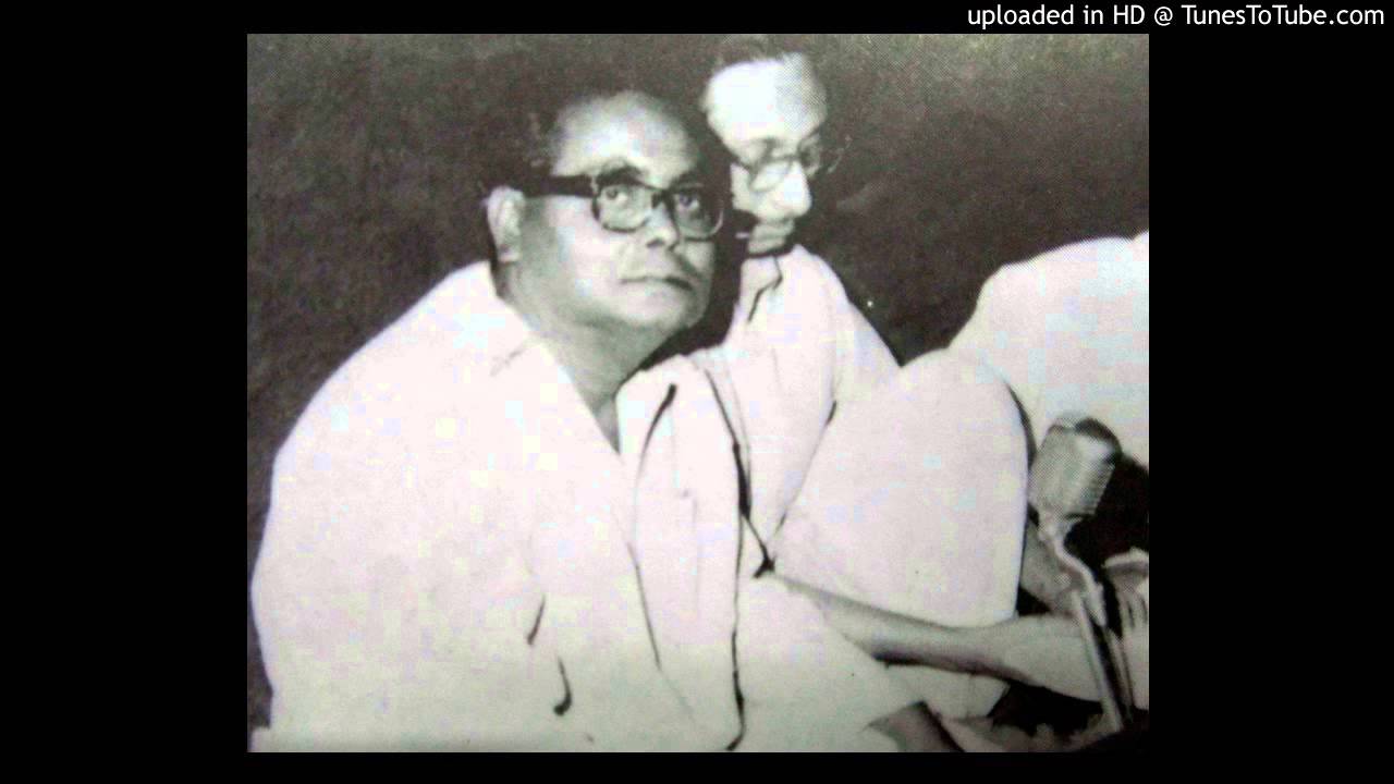 Golap Phool Futiye Achhe(গোলাপ ফুল ফুটিয়ে আছে)-DEBABRATA BISWAS