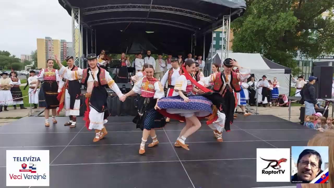 Petržalský majáles - Stavanie mája s FS Poľana zo Zvolena