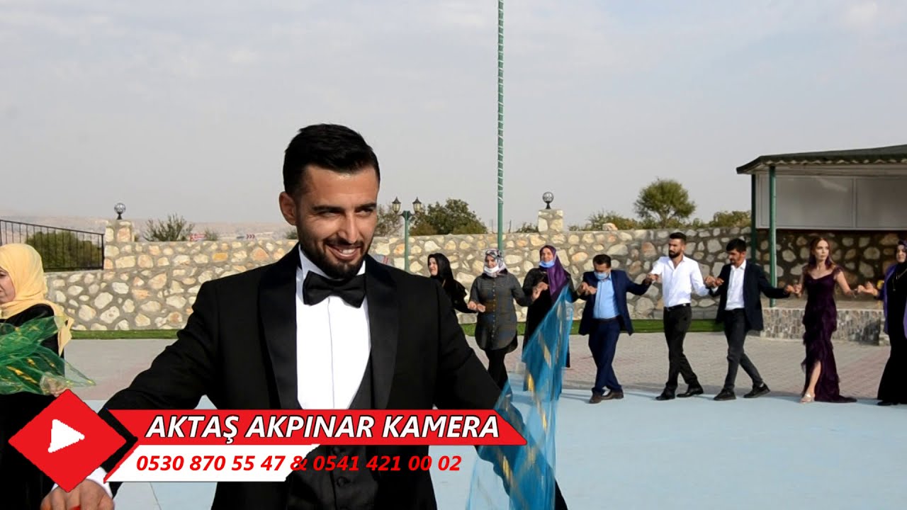 izollu memedin kardeşinin düğünü ve sahnede grup şile burhan