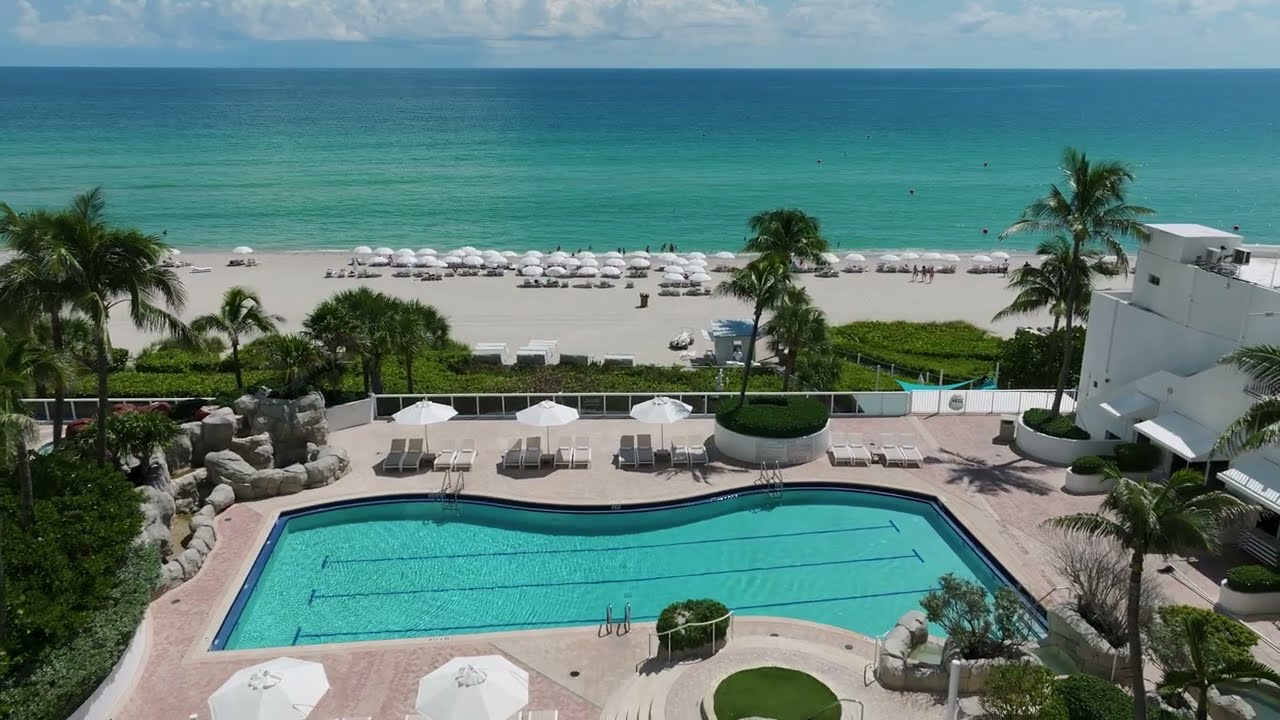 Inspired meetings and unforgettable stays at Trump International Beach Resort.