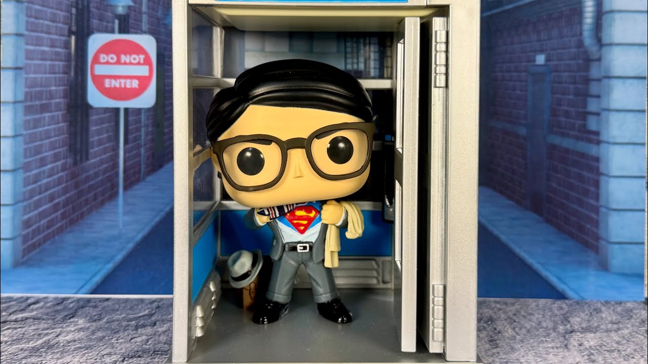 Unboxing Clark Kent Transforming into Superman 1978 | Funko Pop Deluxe Figure with Telephone Booth