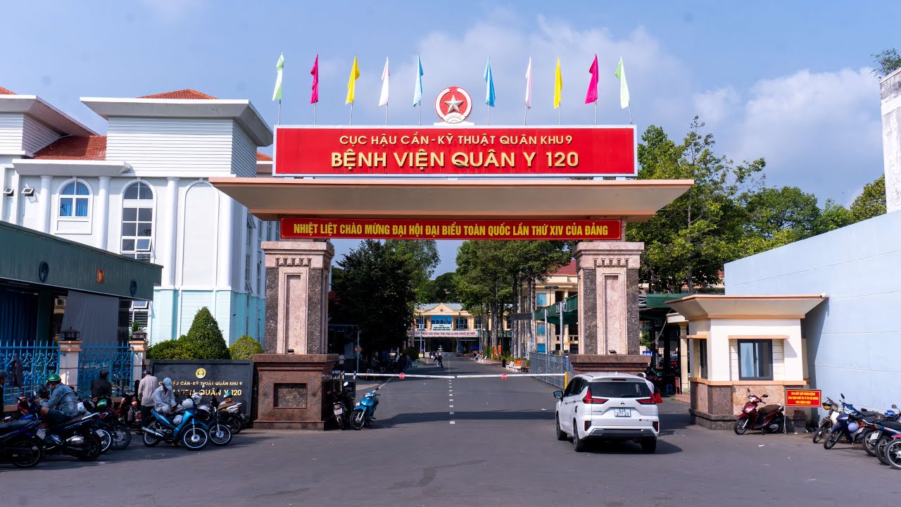 BỆNH VIỆN QUÂN Y 120: RỰC RỠ NHỮNG THÀNH CÔNG