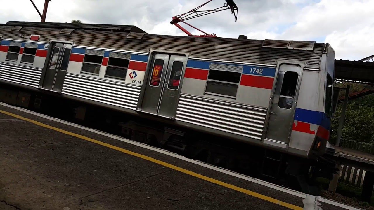 CPTM - Mafersa S&eacute;rie 1700 Prata (1742-1741) Na Esta&ccedil;&atilde;o Botujuru