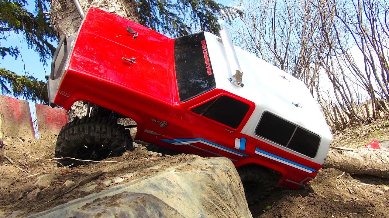 Backyard Trail Course 🇨🇦 Vaterra Ascender 4x4 Chevy BLAZER! Ideas for a Trail Course | RC ADVENTURES