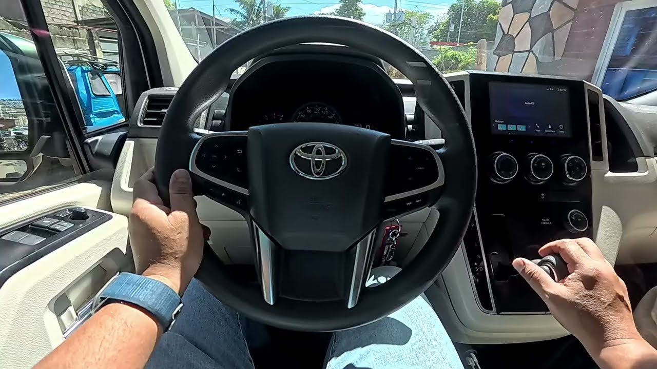 POV Toyota Grandia GL 2025 A/ T 