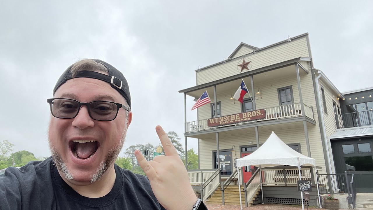 Wunsche Bros. Cafe and Saloon - Old Town Spring, Texas - Watch Robb Eat!