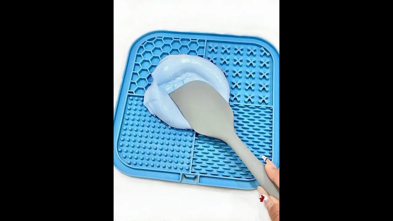 Little dog's blueberry ice shavings🫐 #Pet meal #Immersion