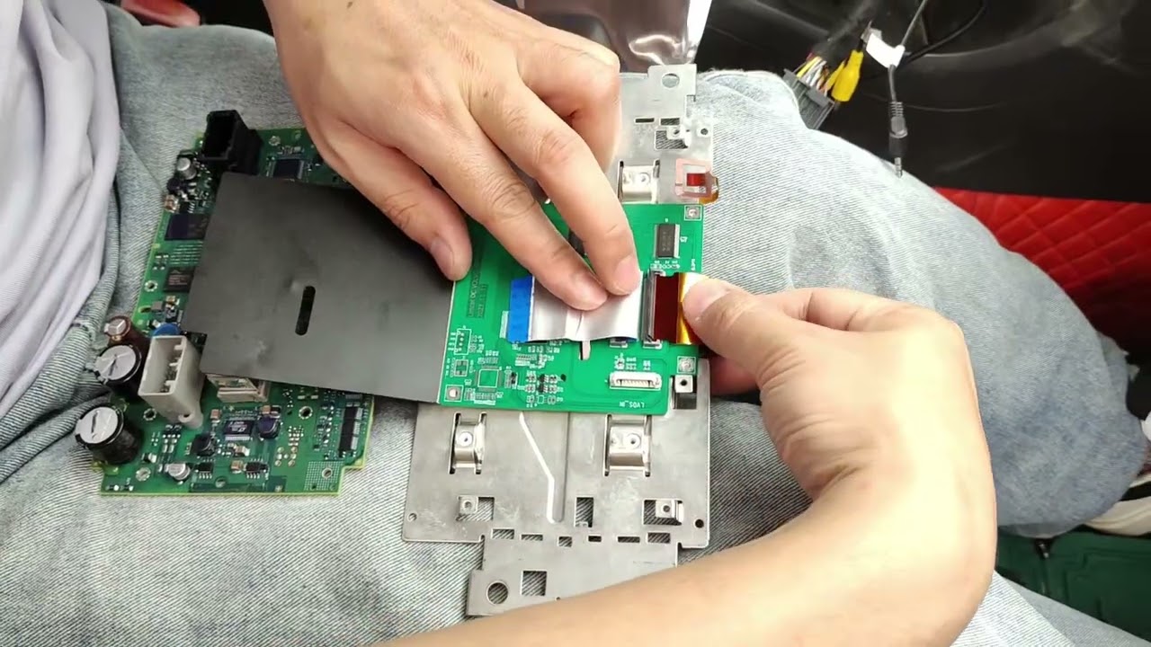 Volvo 5.8-inch screen Apple CarPlay/Android Auto module installation guide
