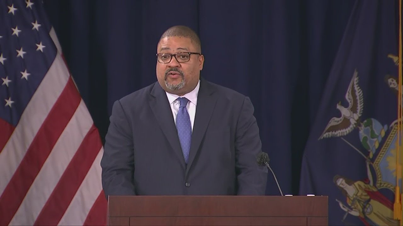 D.A. Bragg holds press conference following arraignment of former President Trump