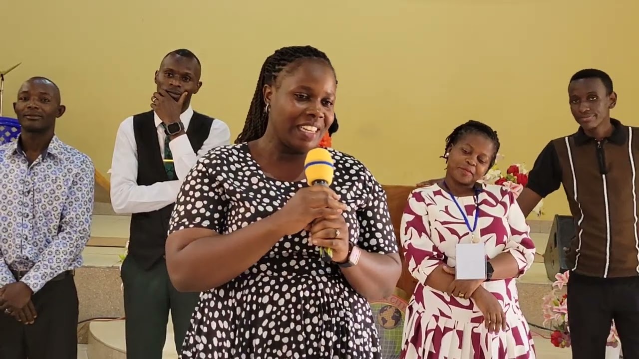 Home Coming Oldies testify to the Lord 