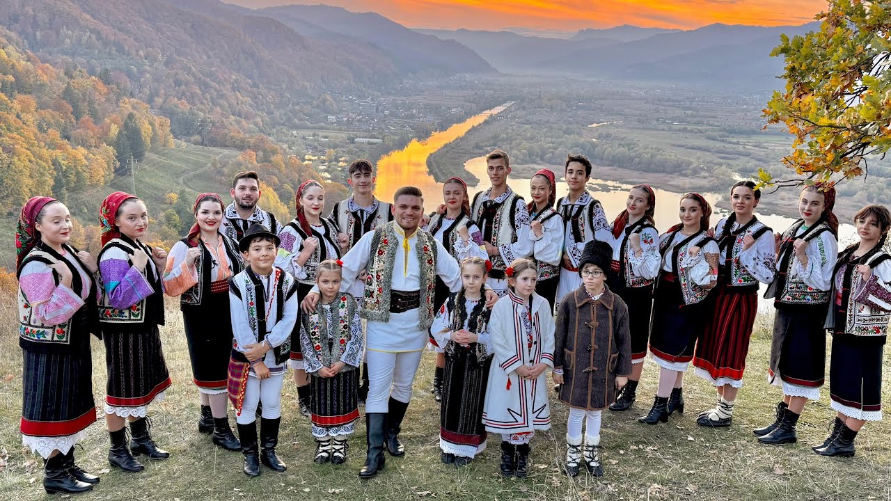 Laurențiu Marian - Hangul✨NOU