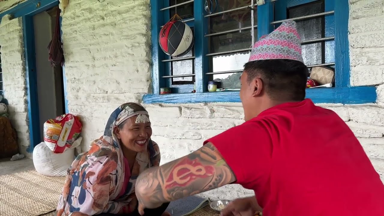 बुडिकाे पहिलाे दशेे िटका विहे पछिकाे अाफ्नो घर मा।