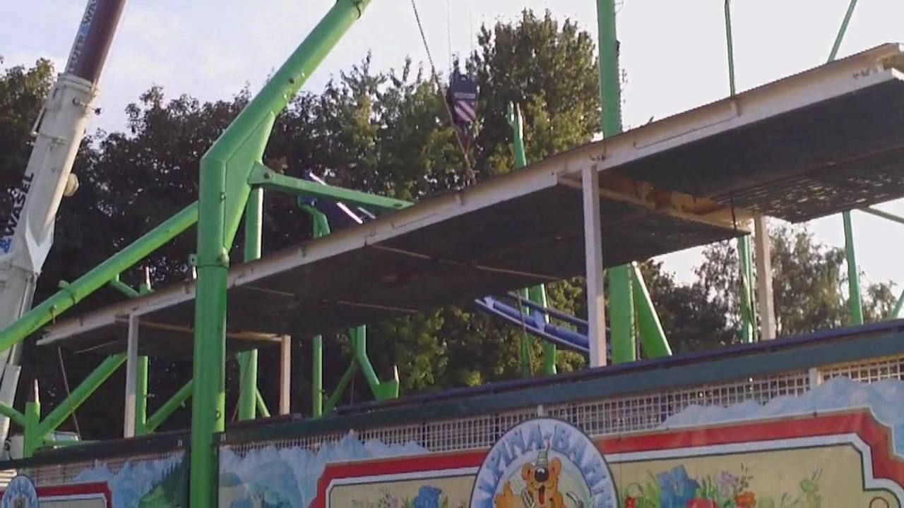 Aufbau Cranger Kirmes 30.07.2010